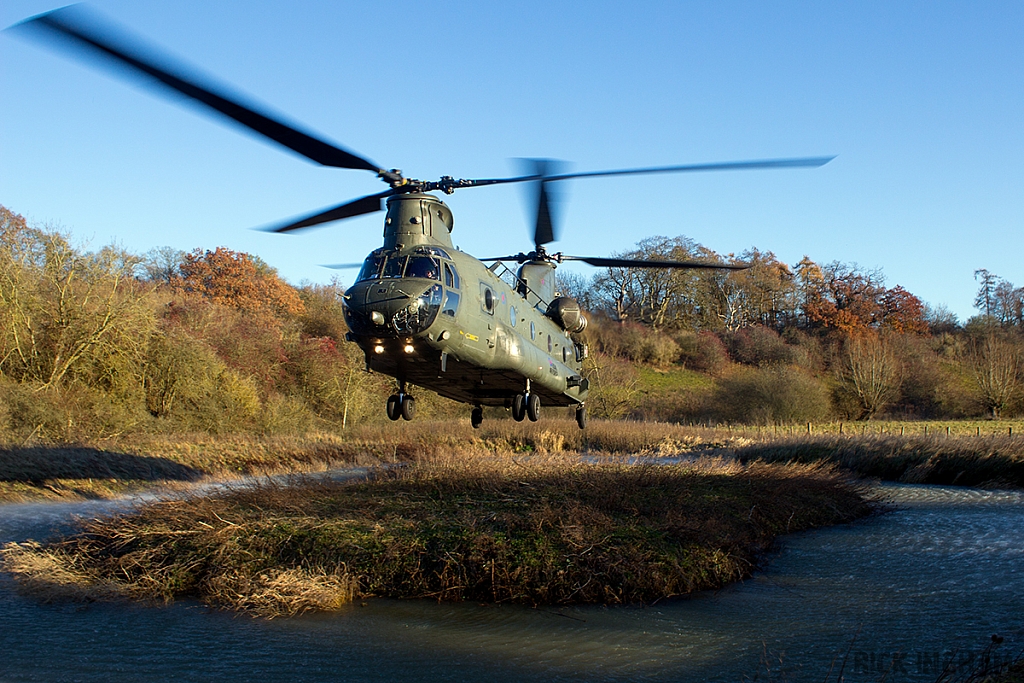 Boeing Chinook HC4 - ZA710 - RAF