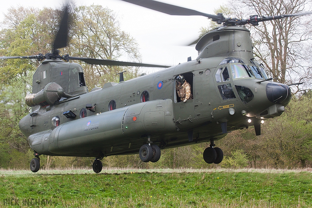 Boeing Chinook HC3 - ZH897 - RAF