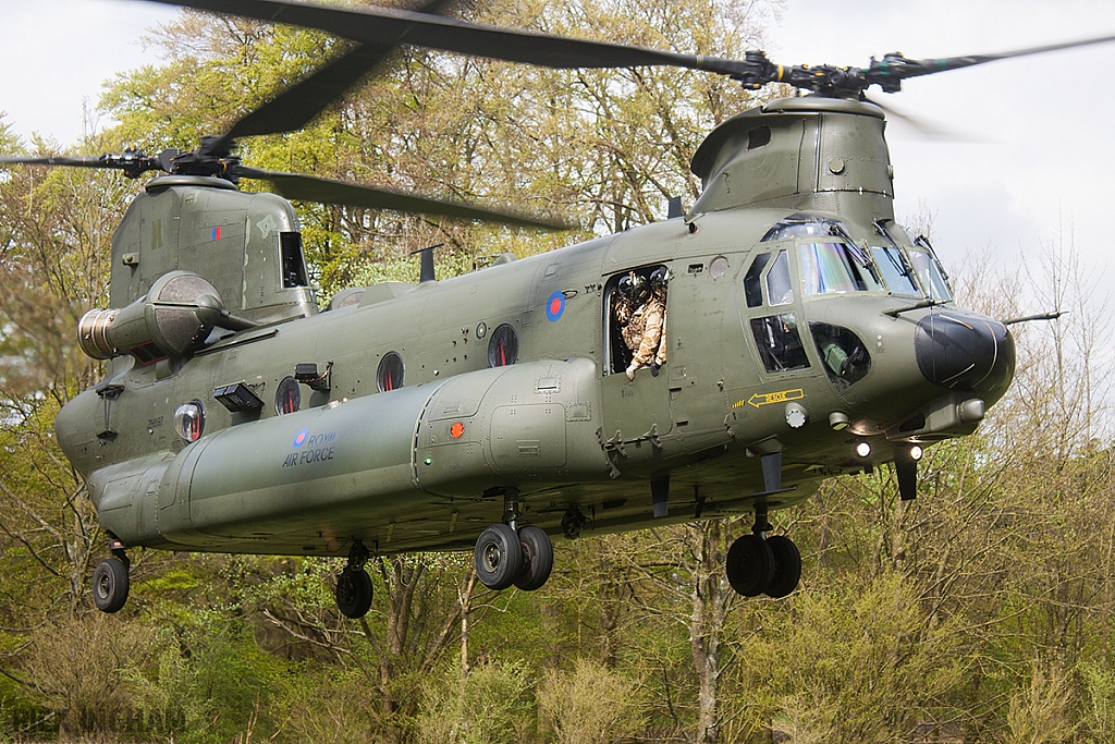 Boeing Chinook HC3 - ZH897 - RAF