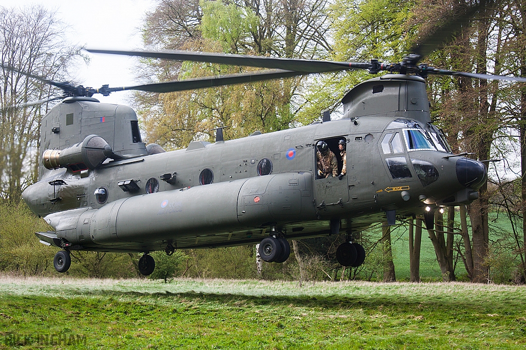 Boeing Chinook HC3 - ZH899 - RAF