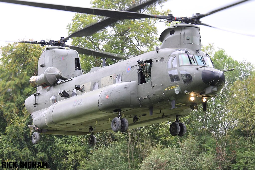 Boeing Chinook HC3 - ZH904 - RAF