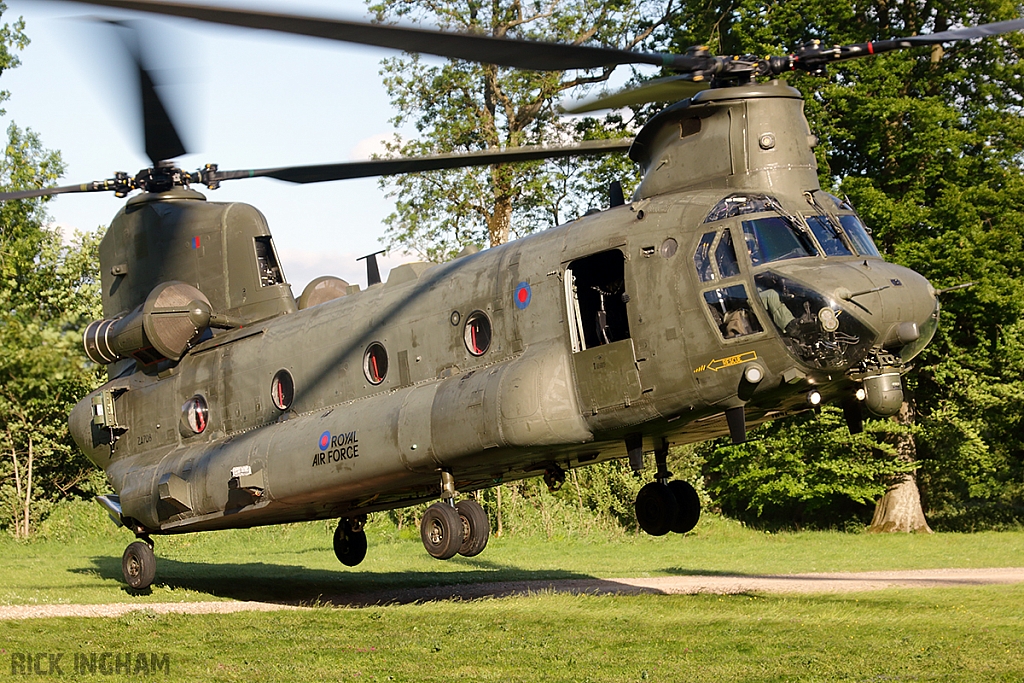 Boeing Chinook HC4 - ZA708 - RAF