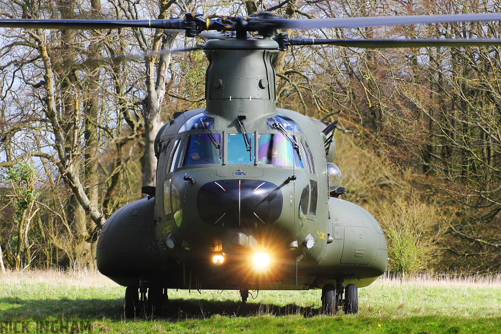 Boeing Chinook HC3 - ZH897 - RAF