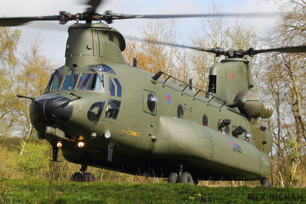 Boeing Chinook HC3 - ZH897 - RAF