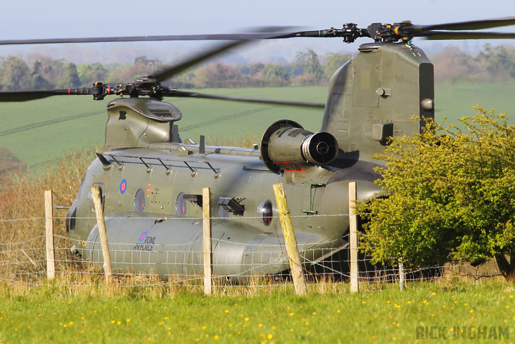 Boeing Chinook HC3 - ZH902 - RAF