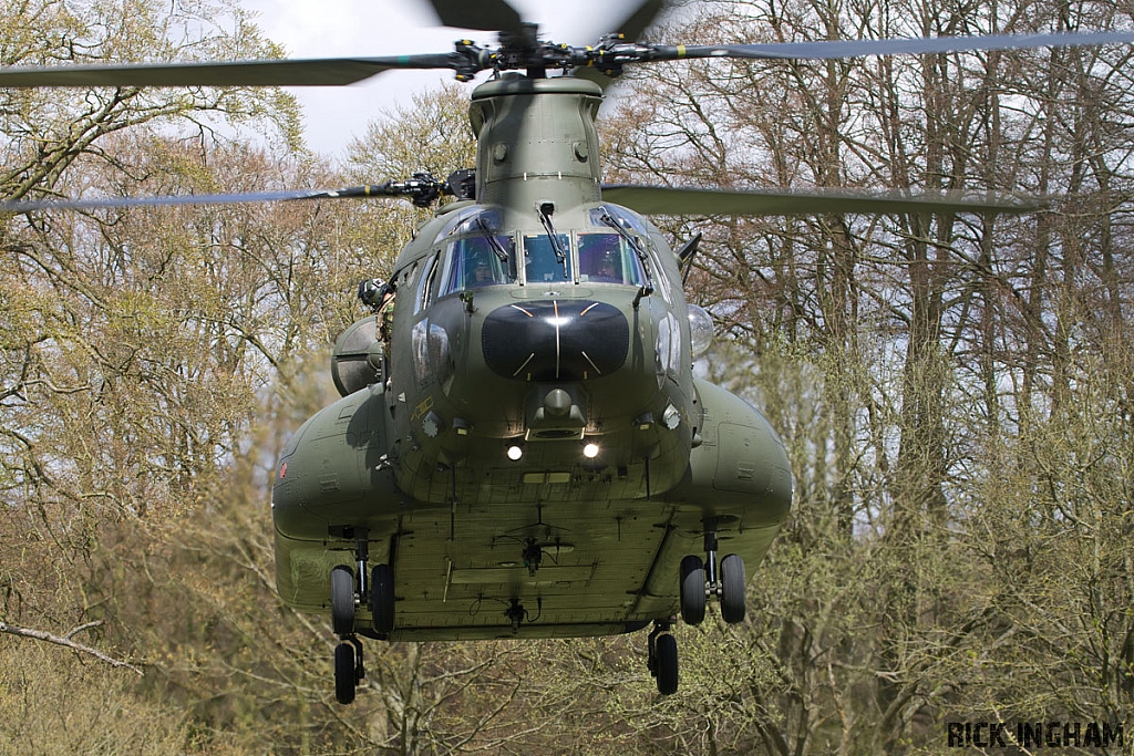 Boeing Chinook HC3 - ZH899 - RAF