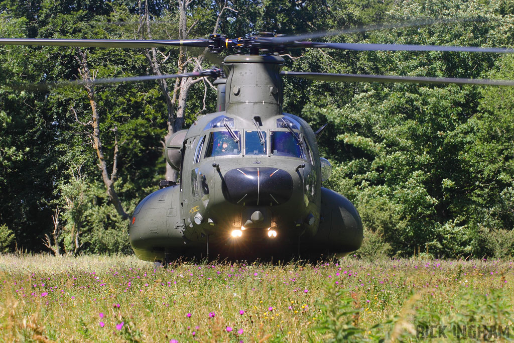 Boeing Chinook HC3 - ZH897 - RAF