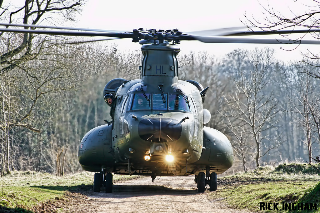 Boeing Chinook HC3 - ZH897/HL - RAF