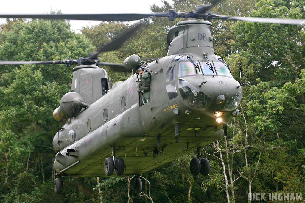 Boeing Chinook HC2 - ZD574/DB - RAF