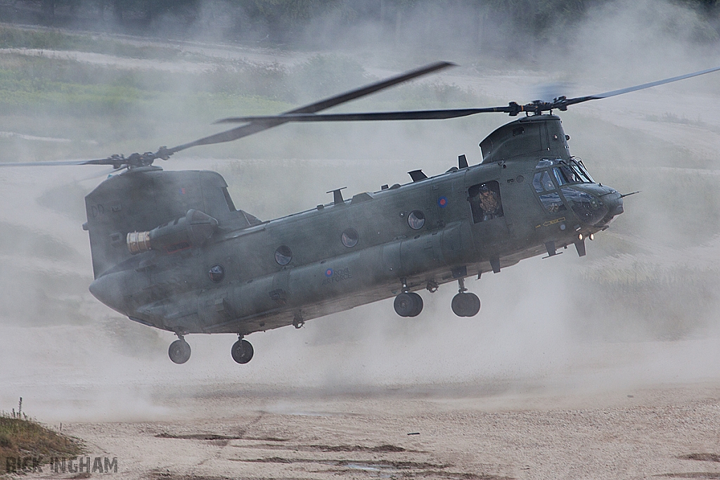 Boeing Chinook HC4 - ZD980/DD - RAF