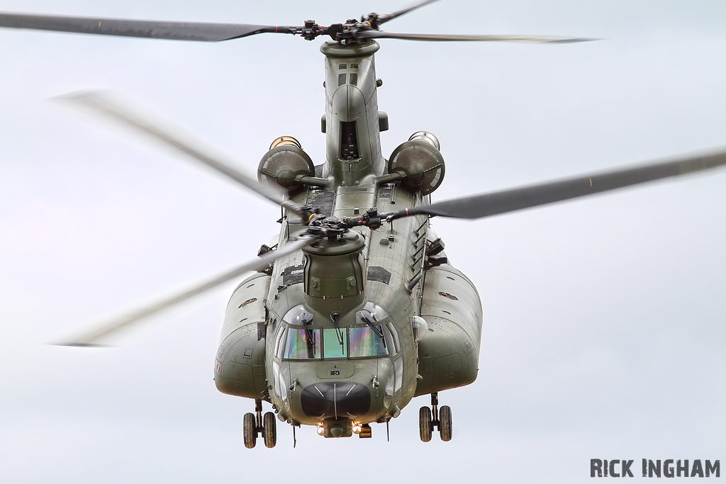 Boeing Chinook HC3 - ZH904 - RAF