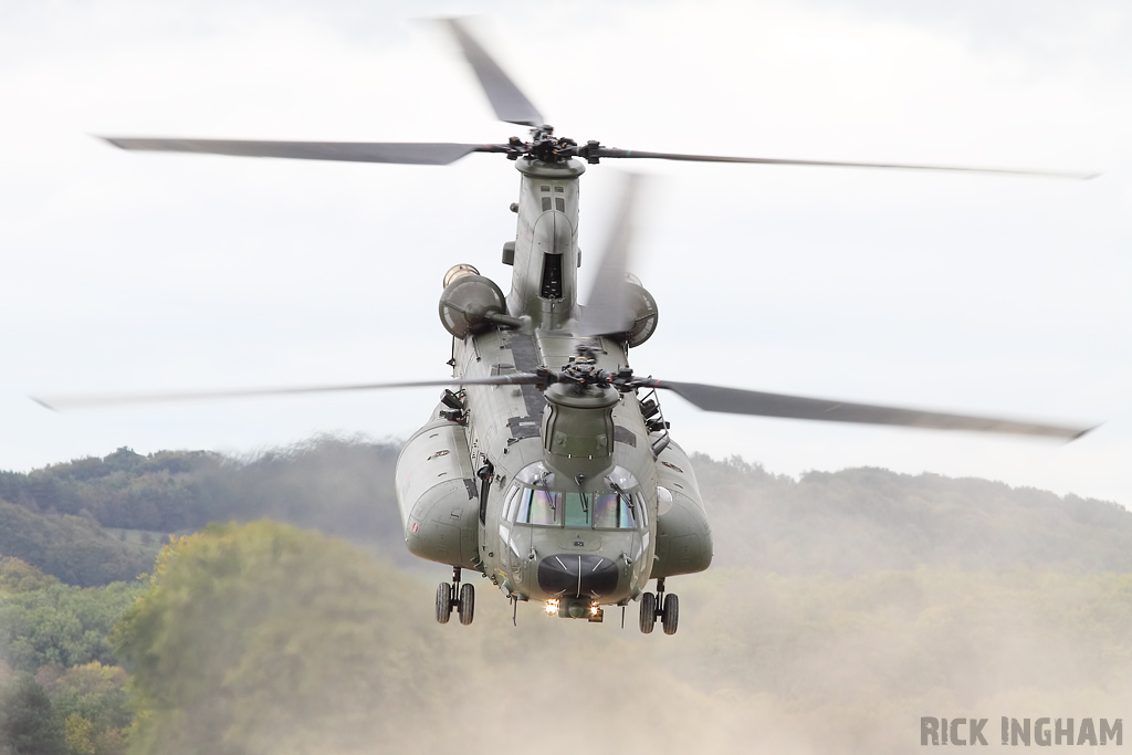 Boeing Chinook HC3 - ZH904 - RAF