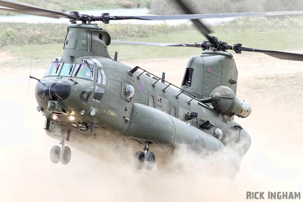 Boeing Chinook HC3 - ZH904 - RAF