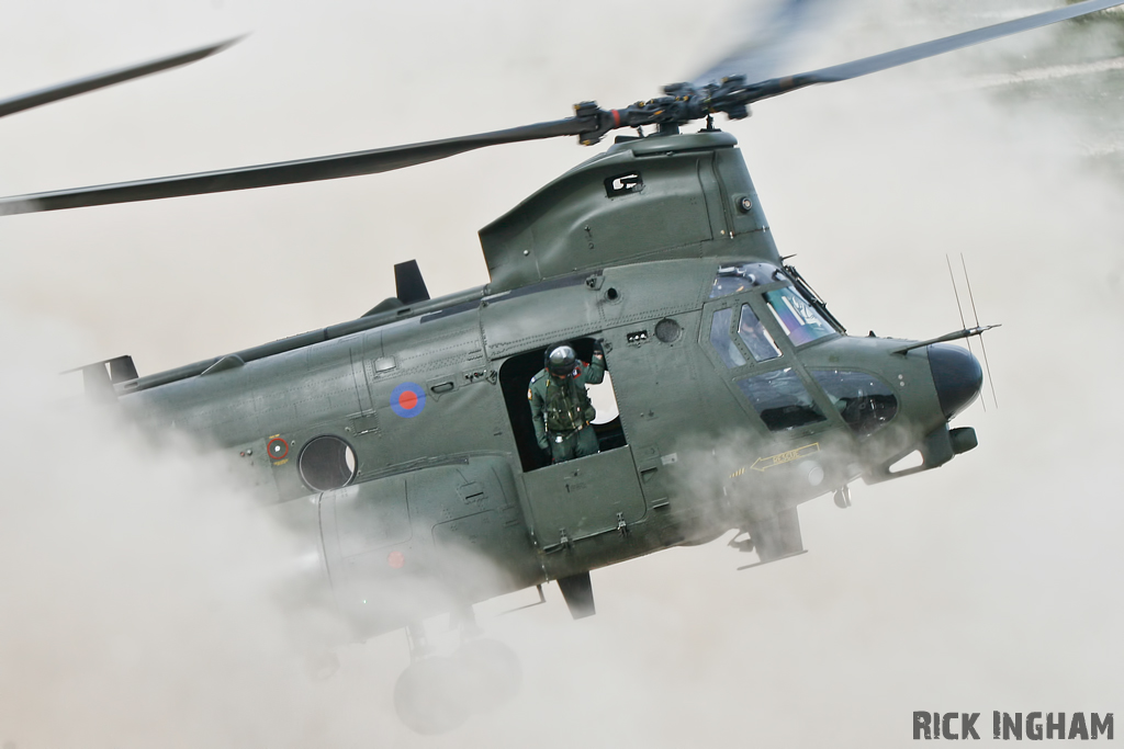 Boeing Chinook HC3 - ZH904 - RAF