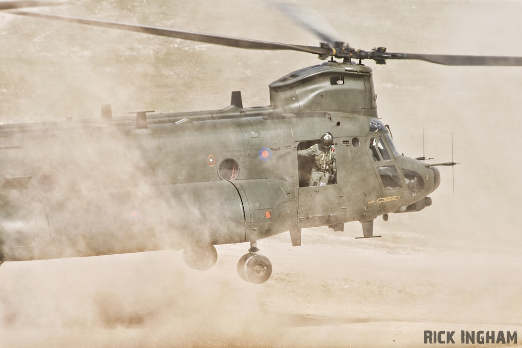 Boeing Chinook HC3 - ZH897 - RAF