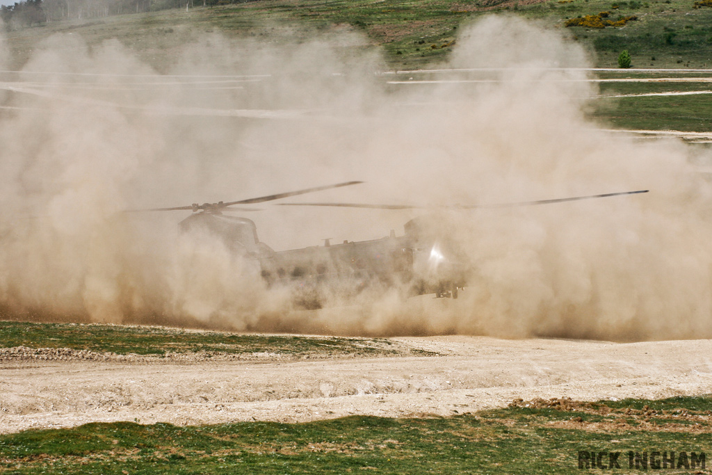 Boeing Chinook HC3 - ZH897 - RAF