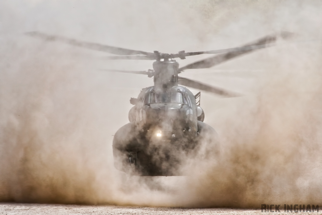 Boeing Chinook HC3 - ZH898 - RAF