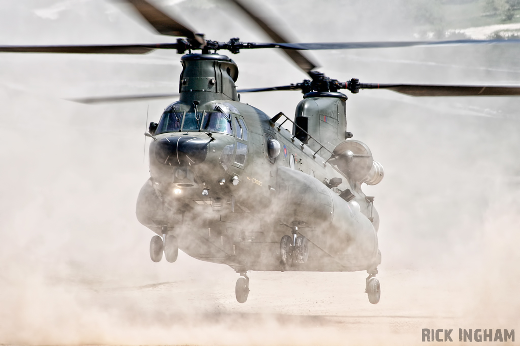 Boeing Chinook HC3 - ZH898 - RAF