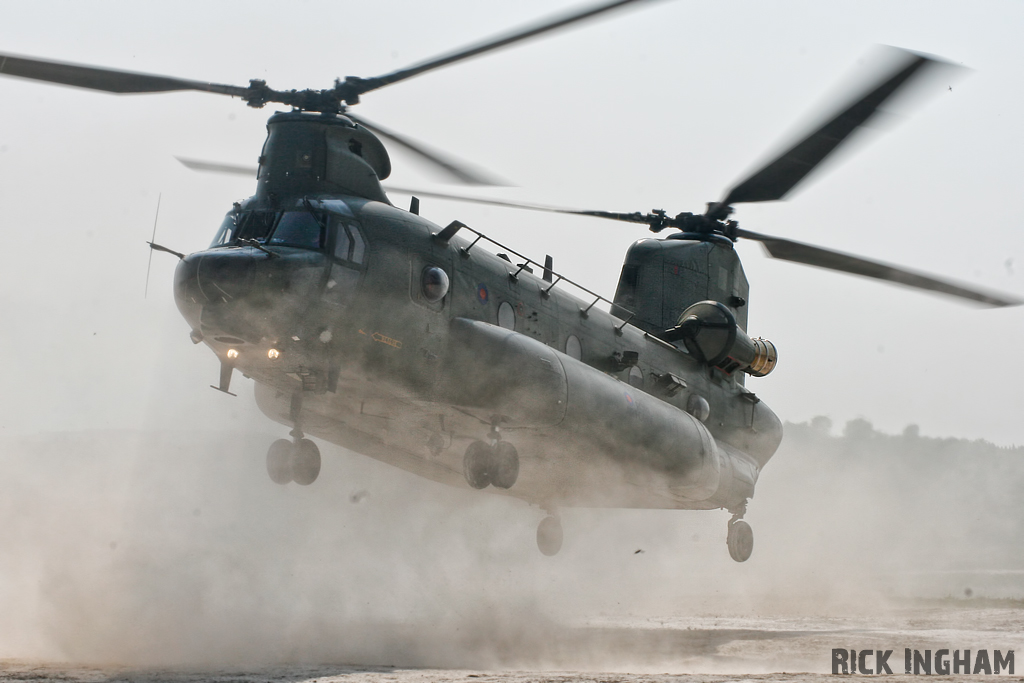 Boeing Chinook HC3 - ZH898/HM - RAF