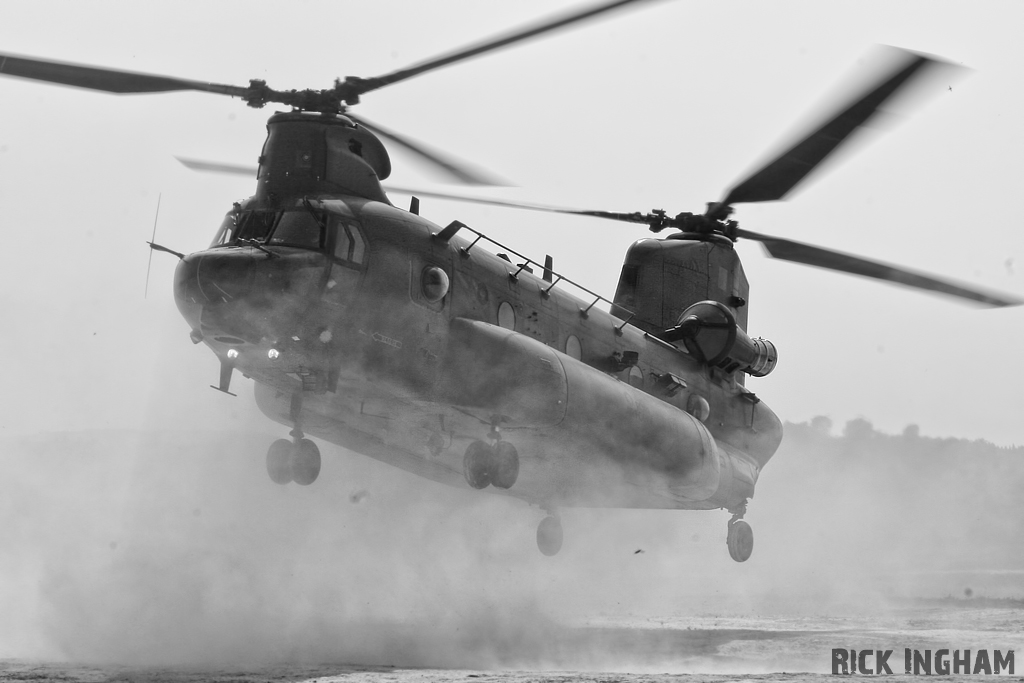 Boeing Chinook HC3 - ZH898/HM - RAF