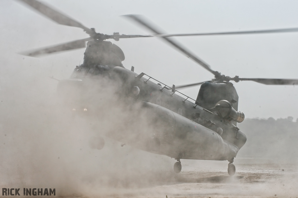 Boeing Chinook HC3 - ZH898/HM - RAF