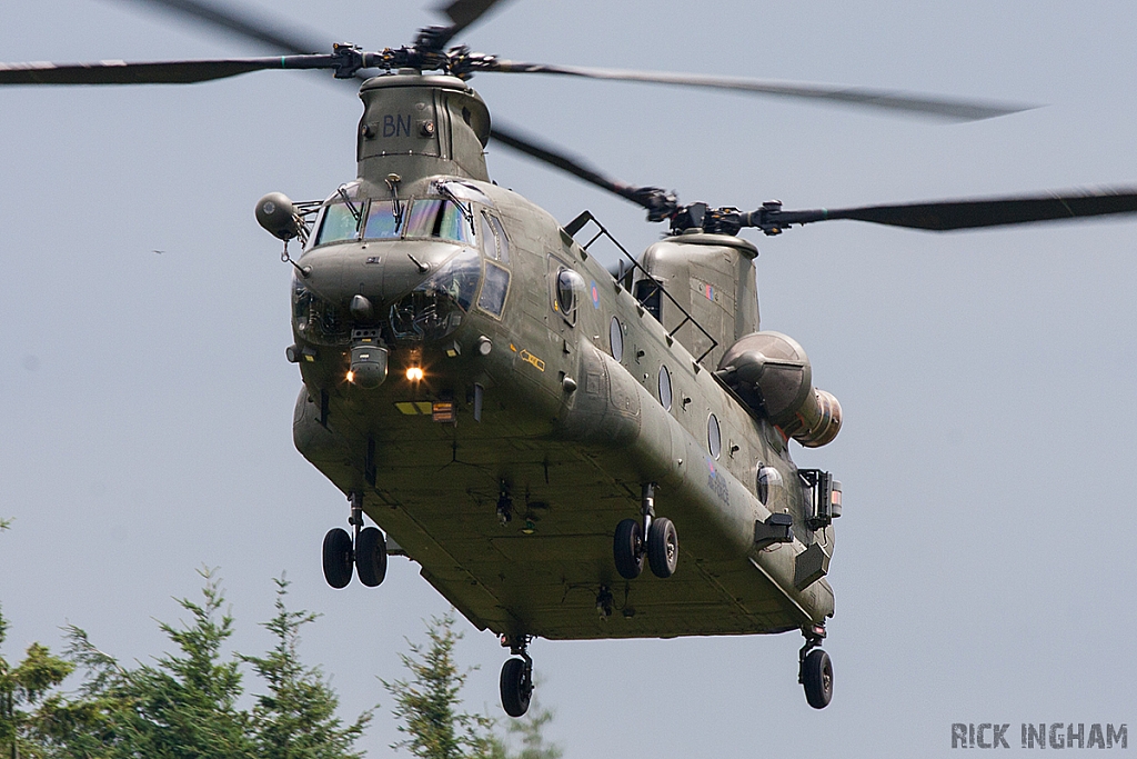 Boeing Chinook HC4 - ZA718 - RAF