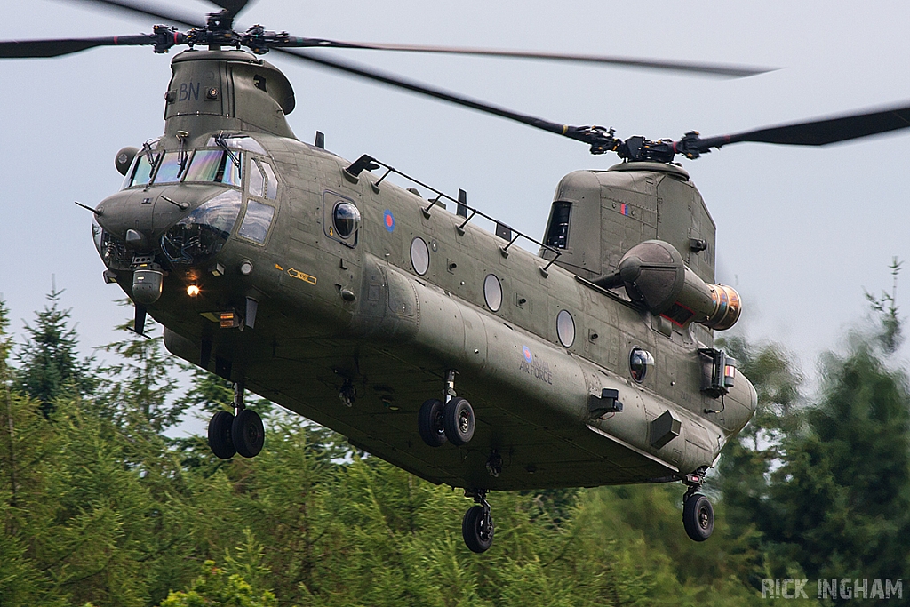 Boeing Chinook HC4 - ZA718 - RAF