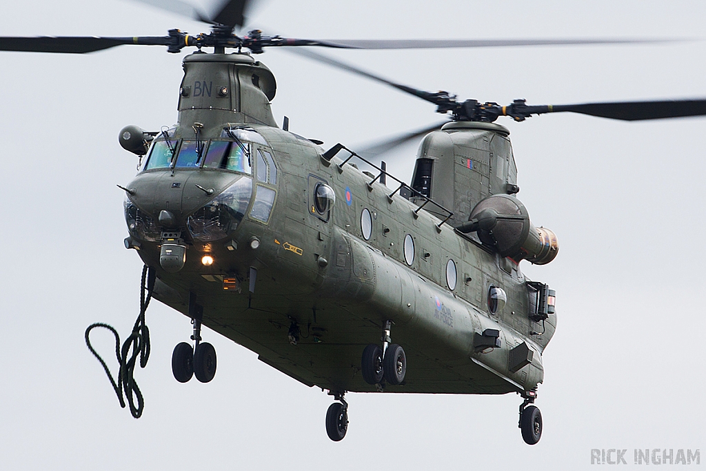 Boeing Chinook HC4 - ZA718 - RAF