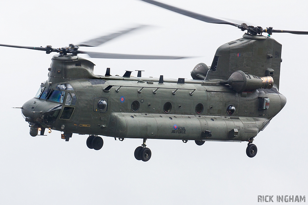 Boeing Chinook HC4 - ZA718 - RAF