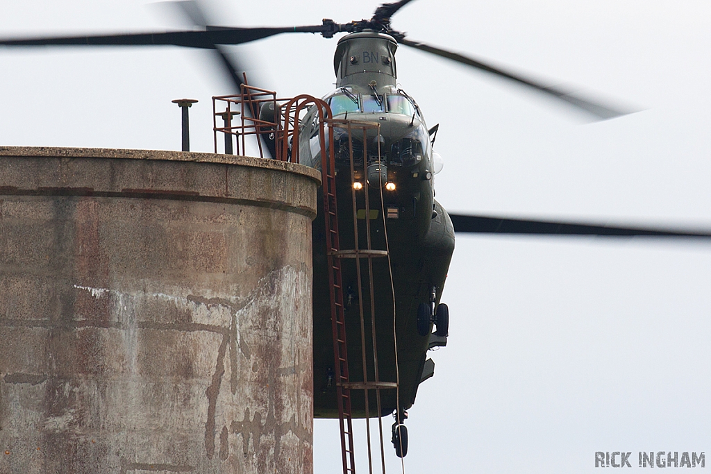 Boeing Chinook HC4 - ZA718 - RAF