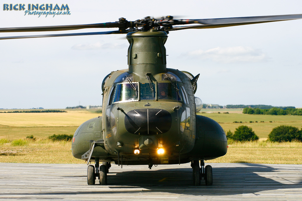 Boeing Chinook HC3 - ZH897 - RAF