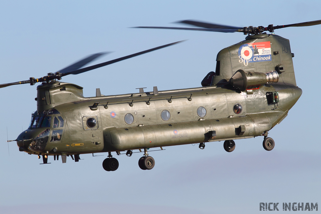 Boeing Chinook HC2 - ZH895/HJ - RAF