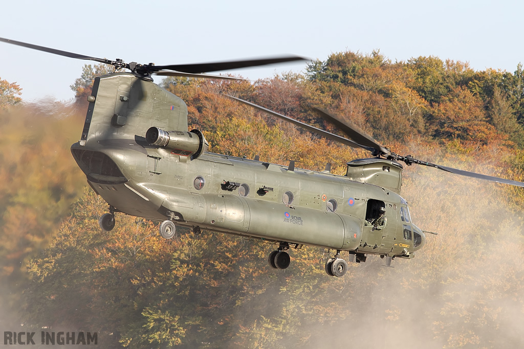 Boeing Chinook HC3 - ZH902 - RAF