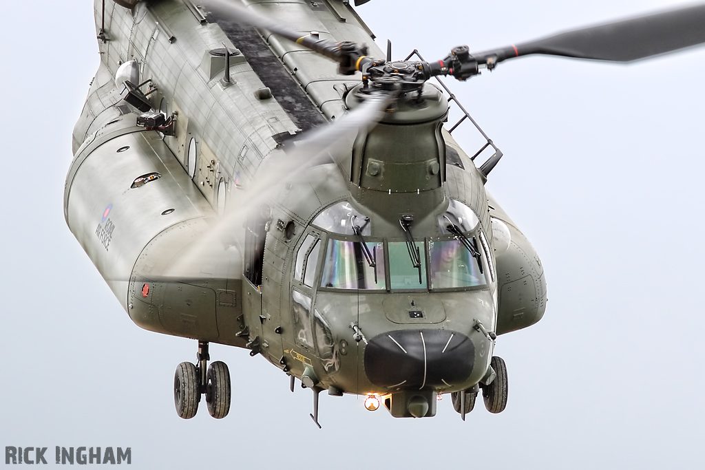 Boeing Chinook HC3 - ZH904 - RAF