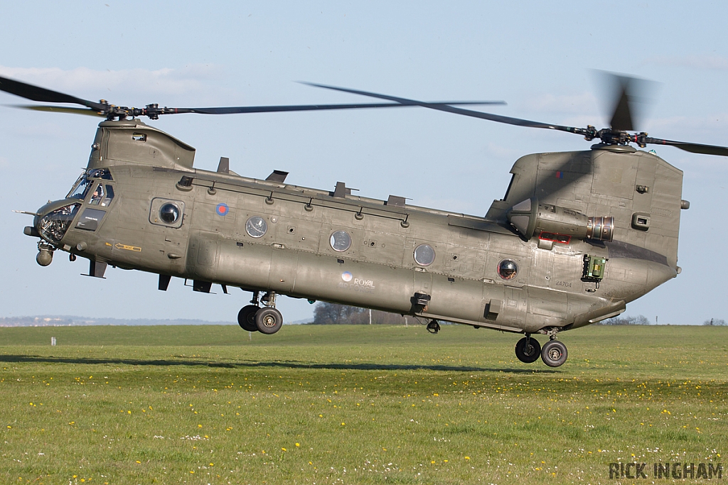 Boeing Chinook HC4 - ZA704 - RAF