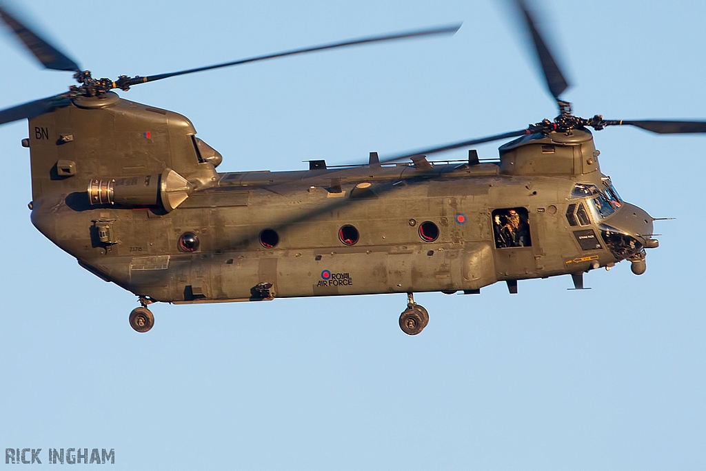 Boeing Chinook HC4 - ZA718 - RAF