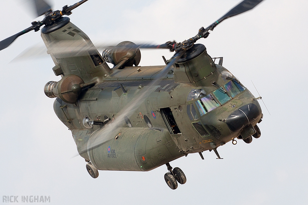 Boeing Chinook HC3 - ZH902 - RAF