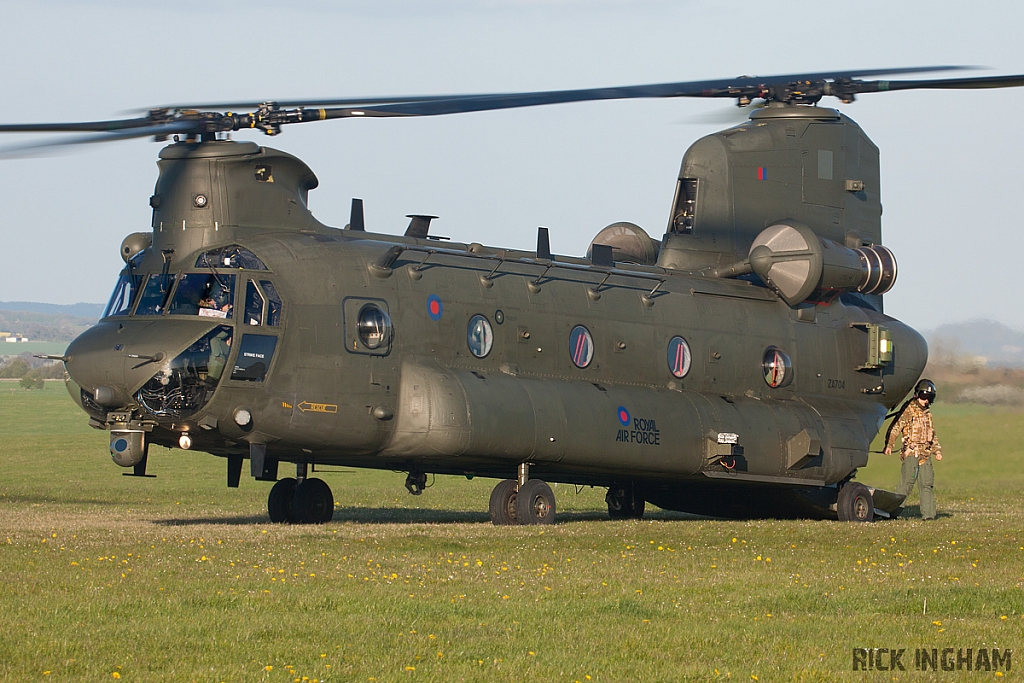 Boeing Chinook HC4 - ZA704 - RAF