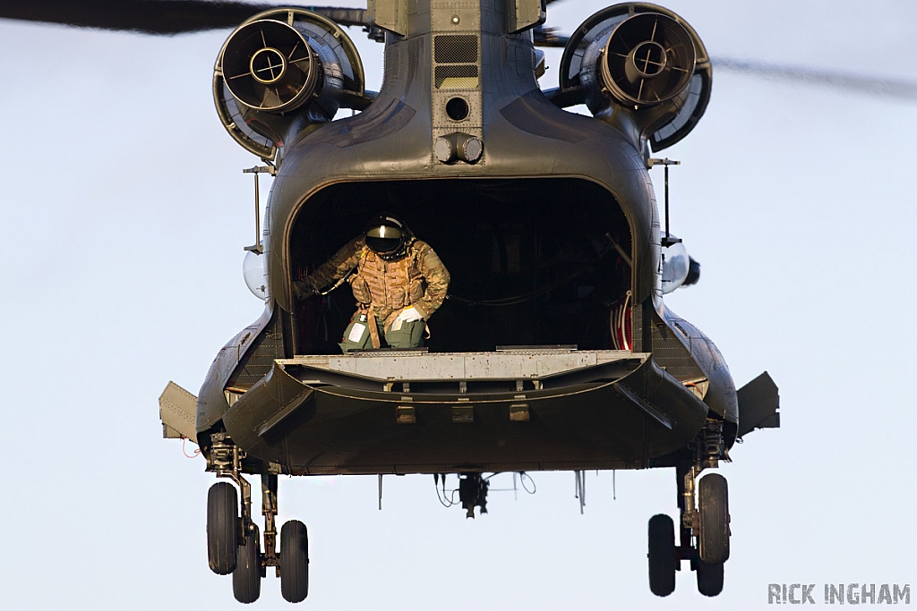 Boeing Chinook HC2 - ZA704 - RAF