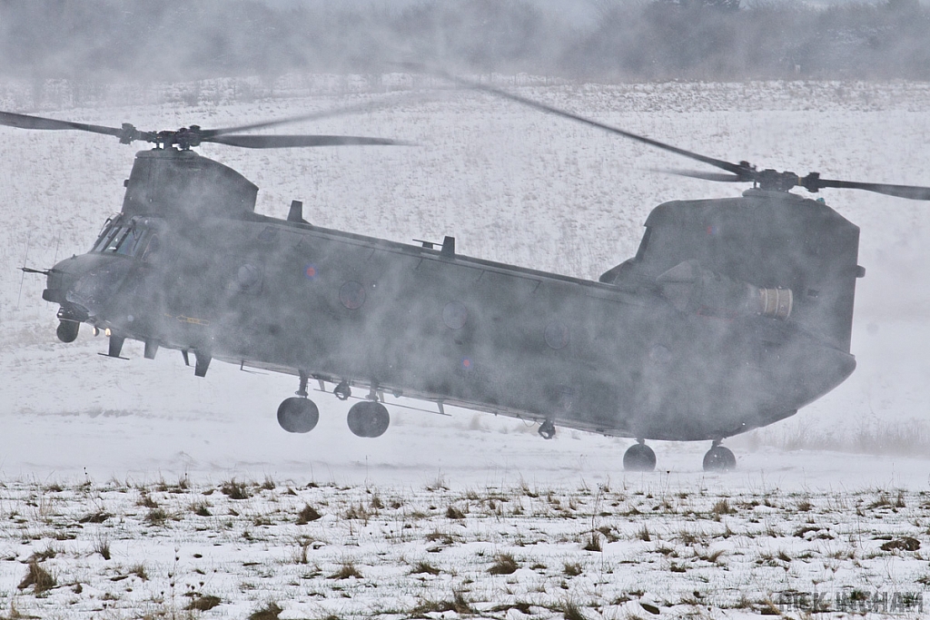 Boeing Chinook HC2 - ZA708 - RAF