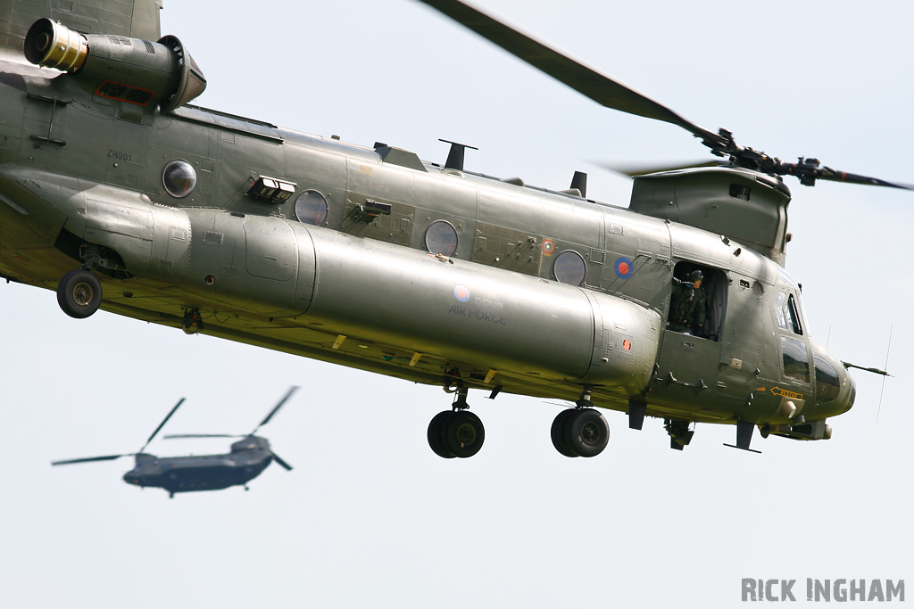 Boeing Chinook HC3 - ZH901 - RAF