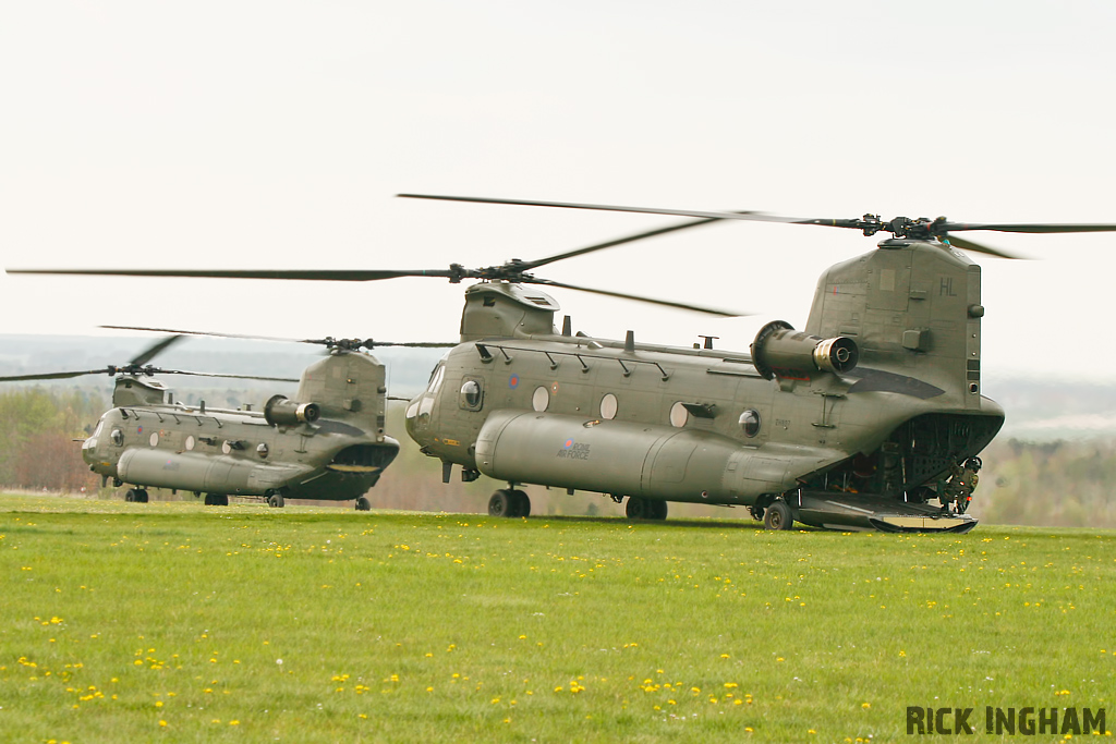 Boeing Chinook HC3 - ZH897/HL + ZH902 - RAF