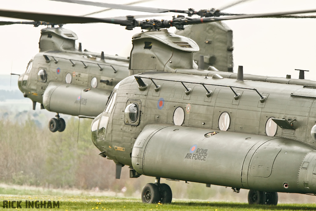 Boeing Chinook HC3 - ZH897/HL + ZH902 - RAF