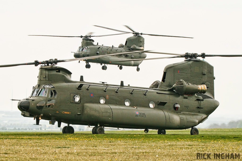 Boeing Chinook HC3 - ZH897/HL + ZH902 - RAF