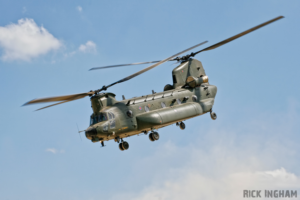 Boeing Chinook HC3 - ZH898 - RAF