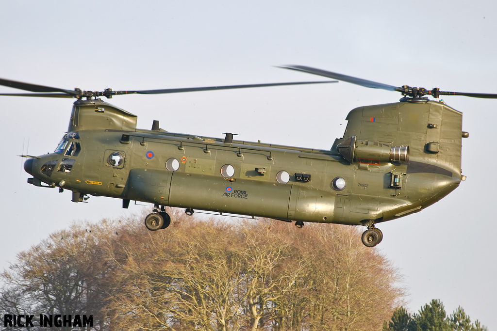 Boeing Chinook HC3 - ZH902 - RAF