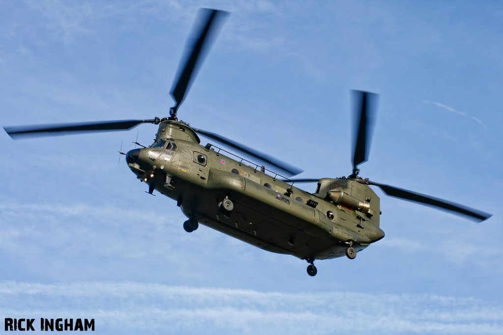 Boeing Chinook HC3 - ZH904 - RAF