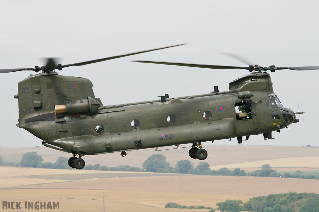 Boeing Chinook HC2 - ZD574/DB - RAF