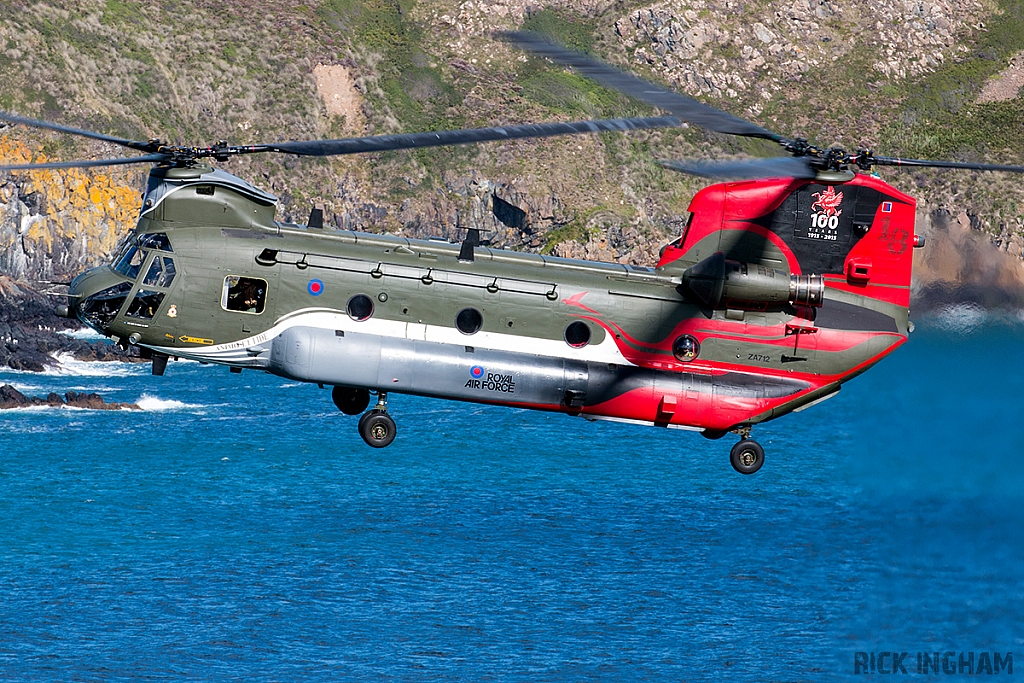 Boeing Chinook HC4 - ZA712 - RAF