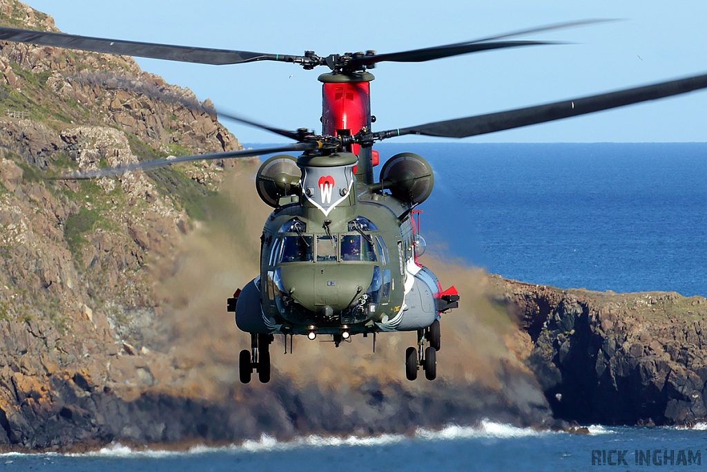 Boeing Chinook HC4 - ZA712 - RAF